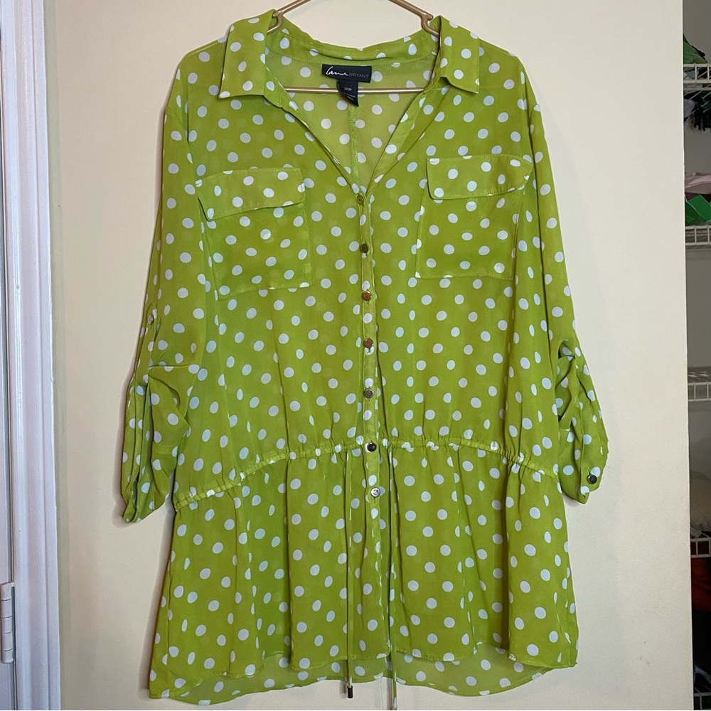 Lane Bryant Green & White Polka Dot Blouse Size 22/24
